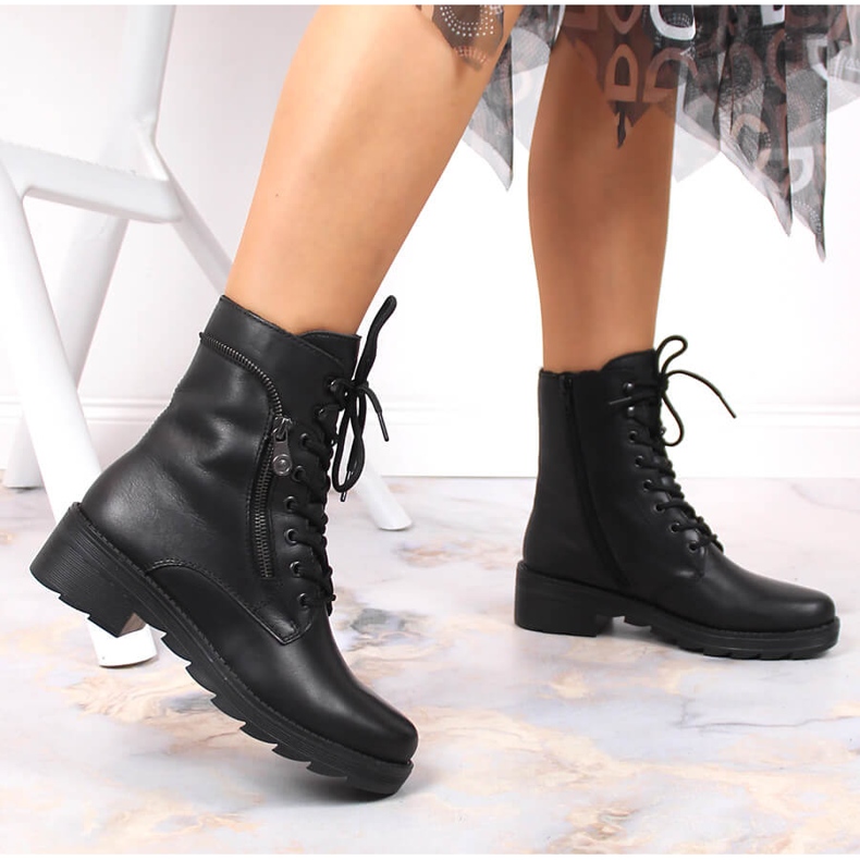 Bottes isolées noires confortables en cuir pour femmes Rieker X0500-00 2