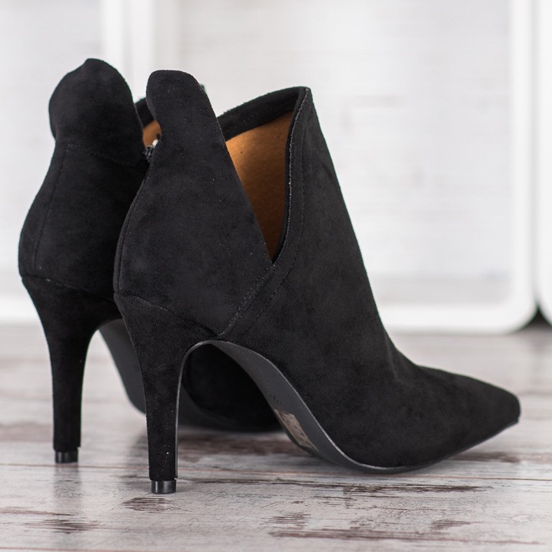 Bella Paris Bottes élégantes sur un talon haut le noir 1 Bella Paris Bottes élégantes sur un talon haut le noir 1