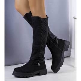 Bottes isolées noires de Leale le noir 1