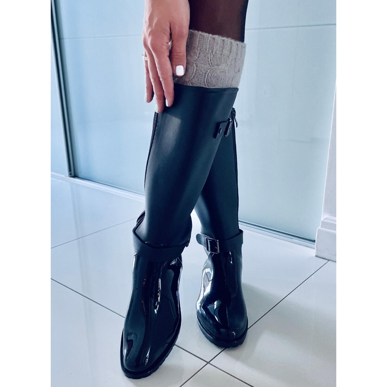 BM Galoches noires fendues 1