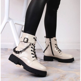 Bottes laquées avec une chaîne isolée Laura La.Fi W PMR28 beige 3