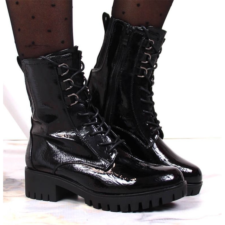 Bottines laquées isolées Jezzi W JEZ369 le noir 1