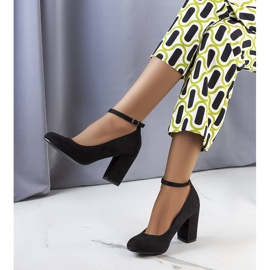 PA1 Escarpins noirs à ceinture Norrie 2