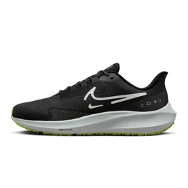 Chaussures Nike Air Zoom Pegasus 39 Shield M DO7625-002 noir 1