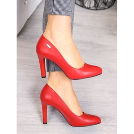 Escarpins sur le poteau rouge Sergio Leone 1