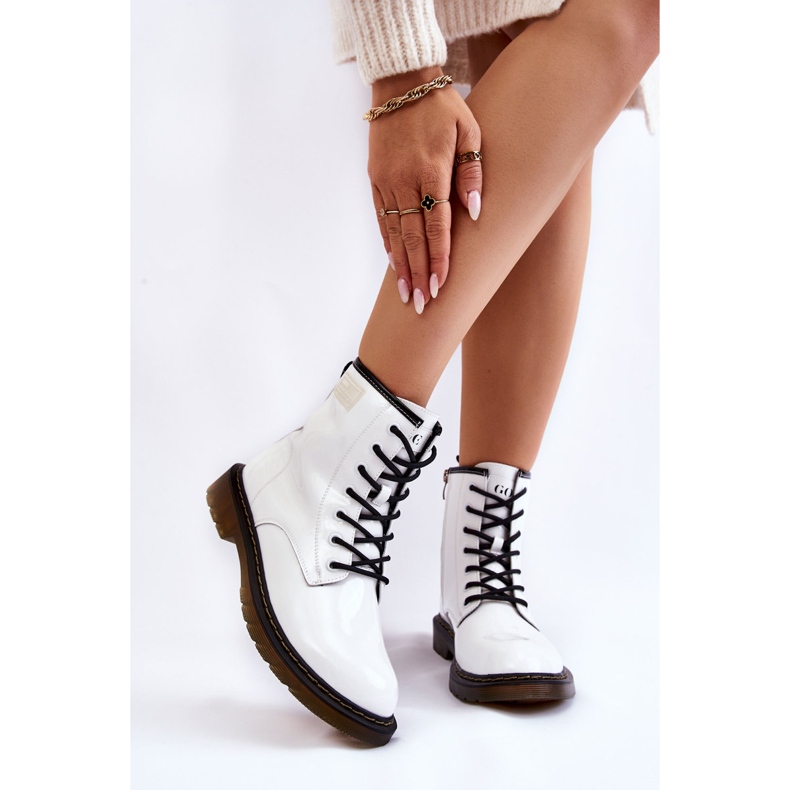 Bottes Laquées Isolées Femme GOE II2N4051 Blanc 1