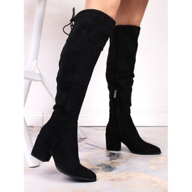 Bottes en daim pour femmes sur un poteau isolé noir Vinceza le noir 4