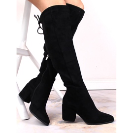 Bottes en daim pour femmes sur un poteau isolé noir Vinceza le noir 3