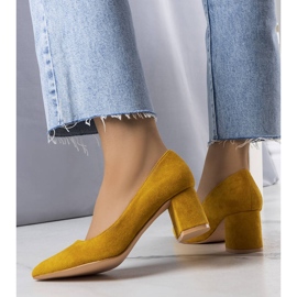PA1 Escarpins à talons jaunes de Sadilla 2