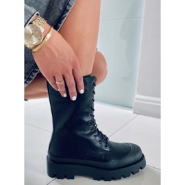 BM Bottes noires à lacets Knight 2