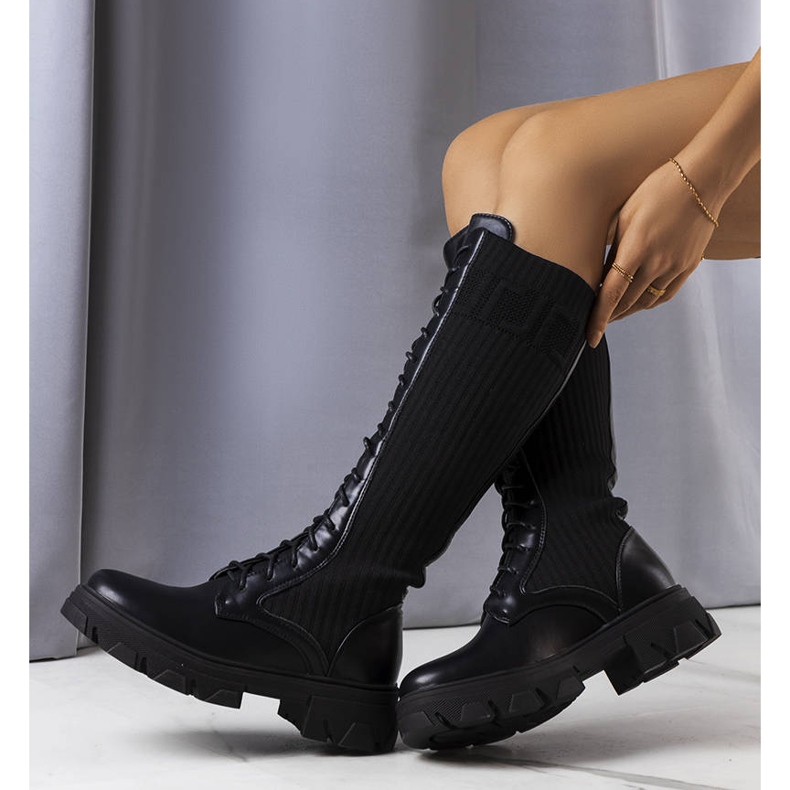BM Bottines à lacets noires Montis 1