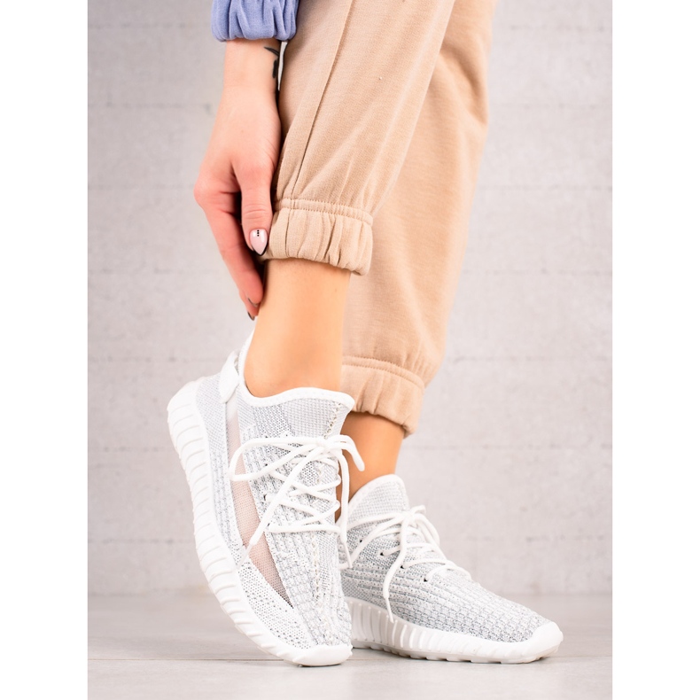 TRENDI Chaussures de sport avec filet blanc 1