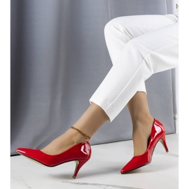Talons laqués rouges de Hadlee 1
