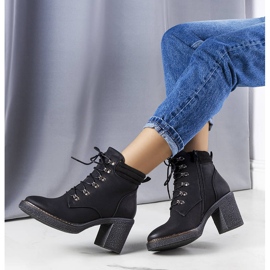 PA1 Bottines noires de Zev le noir 1