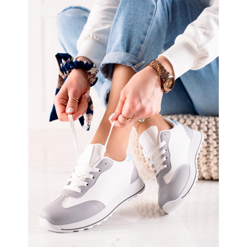 TRENDI Chaussures de sport classiques en cuir écologique blanche gris 1