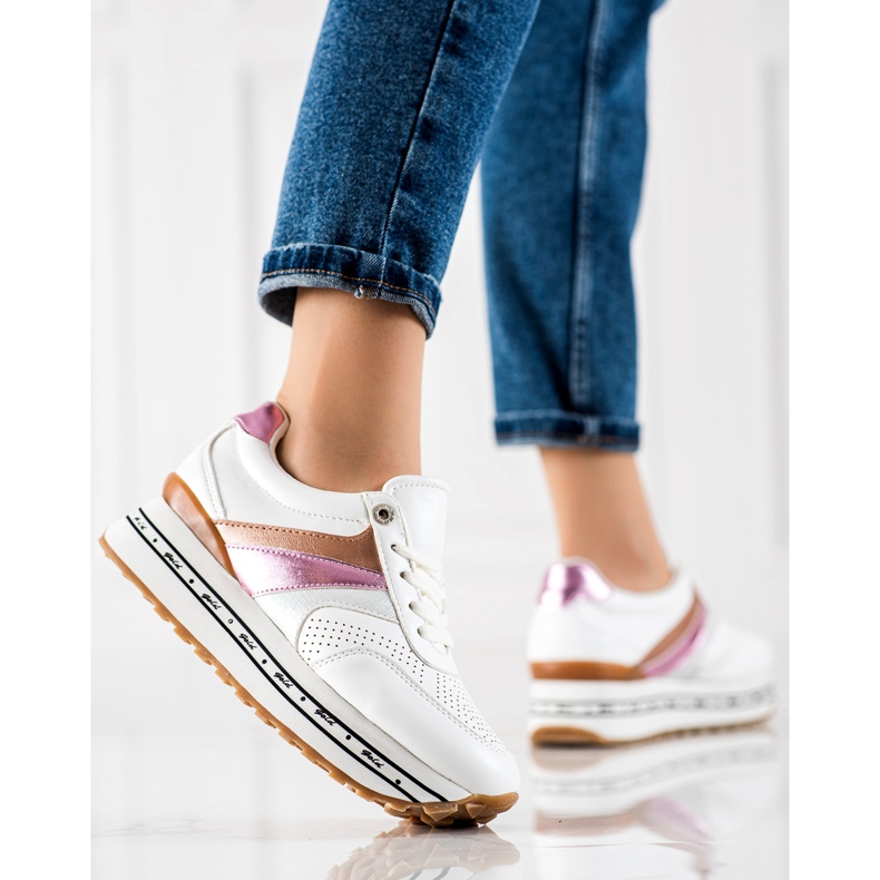 G2G/Good To Great Baskets mode blanches et roses 1