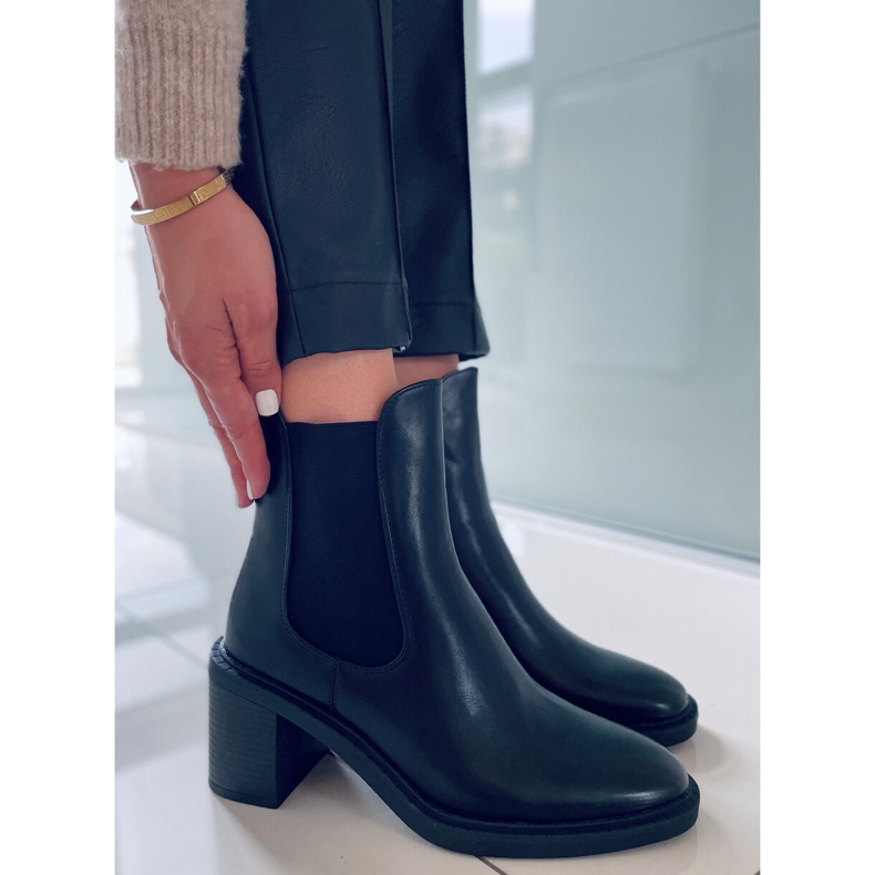 BM Bottines à talons Classic Clea noires 1