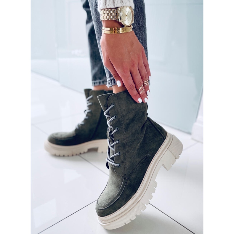 Boots à lacets en daim Vert Roisin 2