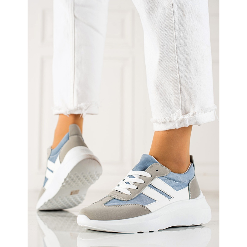 Baskets de sport VINCEZA blanche bleu gris 1 Baskets de sport VINCEZA blanche bleu gris 1