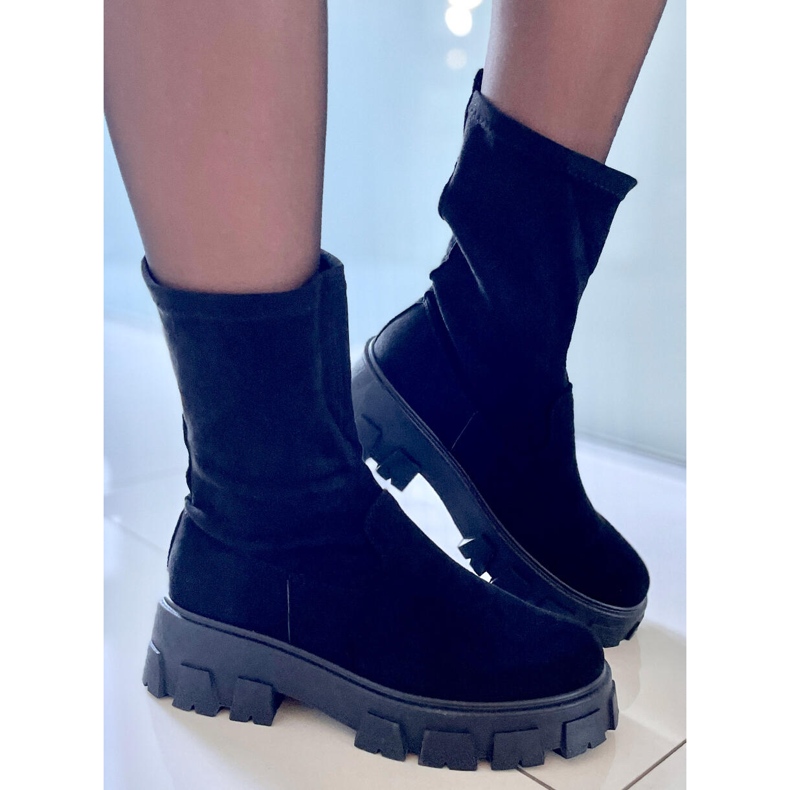 PA1 Bottines plates Phyllis en daim noir le noir 1