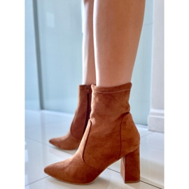PA1 Bottines à talons en daim de Natalie Camel brun 1