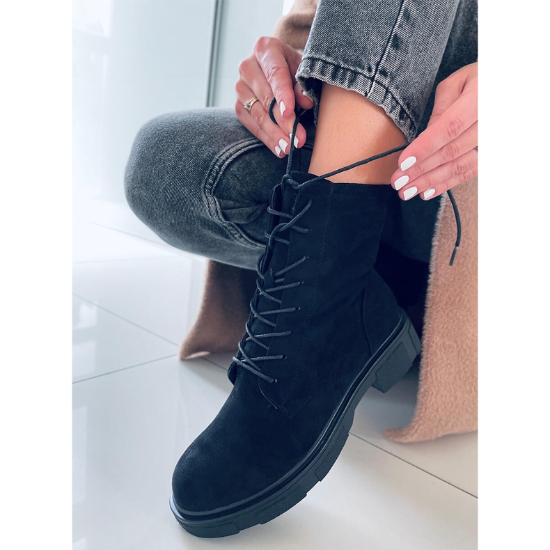 PA1 Bottines à lacets en daim noir Lavey 2