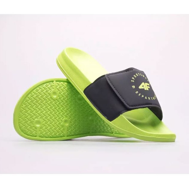 4F Jr HJZ22-JKLM001-72S chaussons noir 1