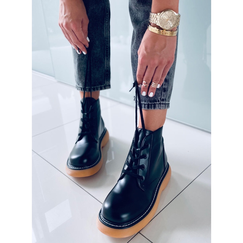 BM Bottes Gaia NOIR + Y martensiaki le noir 1