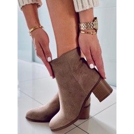 Bottines classiques en daim Natina Kaki beige 4