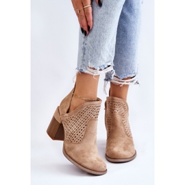 PM1 Bottes découpées en daim beige Layne 3