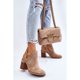 PM1 Bottes découpées en daim beige Layne 4