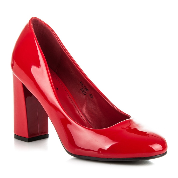 Seastar Pompes sur un large pilier rouge 1