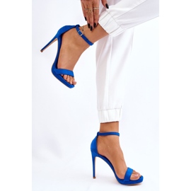 Élégantes sandales à talons hauts en daim bleu Averie 2