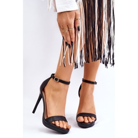 Sandales en cuir élégantes sur un talon haut Averie noir le noir 1