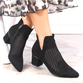 Bottines en daim ajouré noir pour femme Vinceza 10892 le noir 1