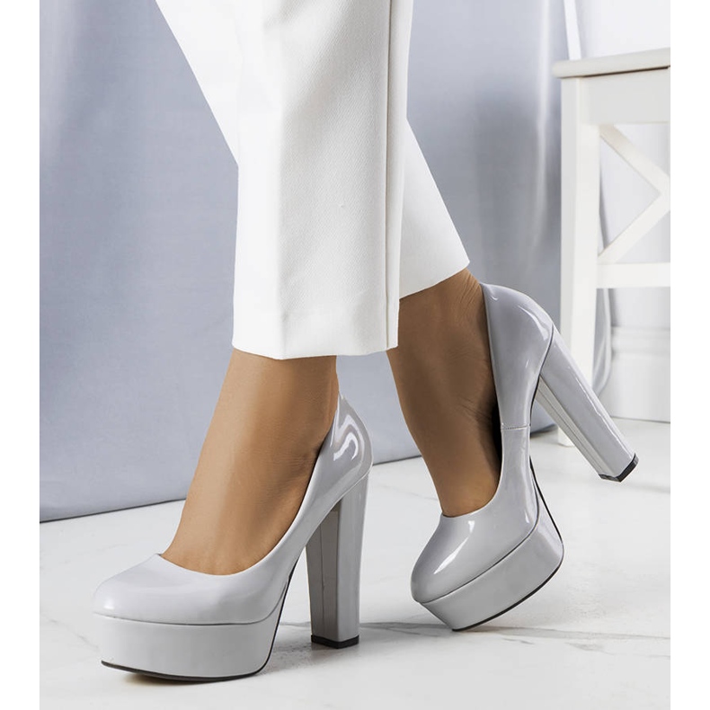 BM Escarpins à talons hauts gris Kari 1