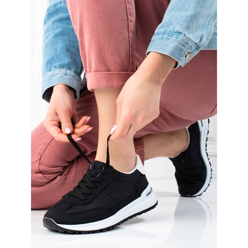 Chaussures de sport légères pour femmes Shelovet noires 2