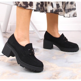 Talons hauts en daim noir avec une chaîne Vinceza 10921 le noir 5