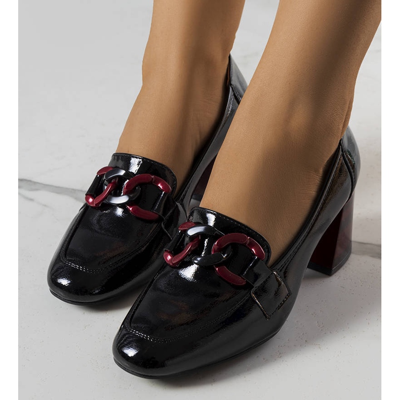 BM Escarpins laqués noirs Teresa 1