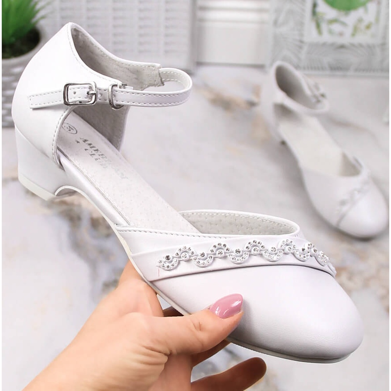 Ballerines de première communion pour filles American Club sur une casquette blanche 1