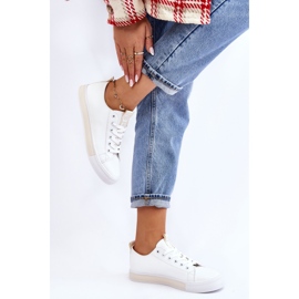 Baskets classiques pour femmes blanches et beiges 4