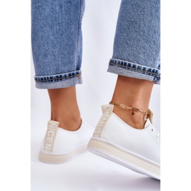Baskets classiques pour femmes blanches et beiges 6