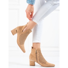 Bottines femme ajourées sur talon bas Vinceza beige 2 Bottines femme ajourées sur talon bas Vinceza beige 2