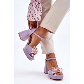 PS1 Sandales à la mode avec des cristaux sur des talons massifs Violet Garrett 2
