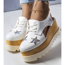 Chaussures compensées blanches de Joan 1
