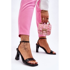 S.Barski Sandales à talons vernies noires Owen le noir 2