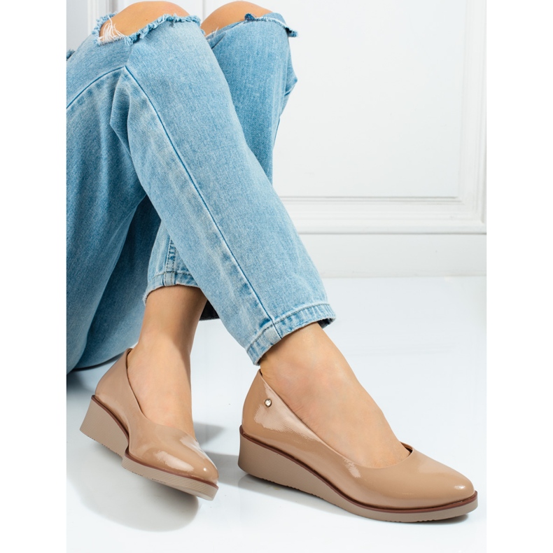 Escarpins compensés Vinceza beiges, femmes 2