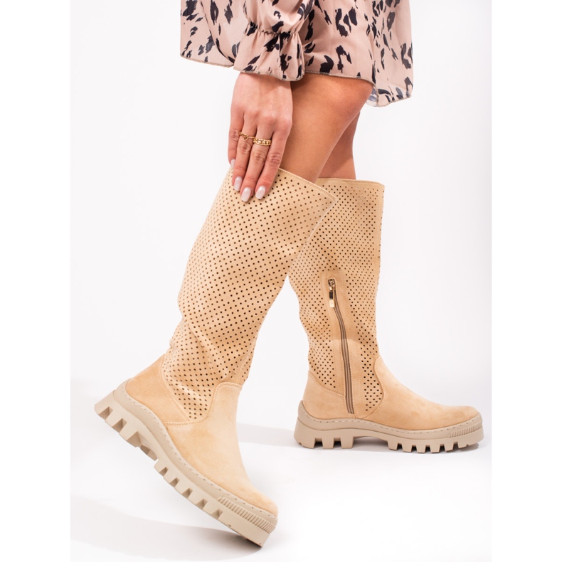 W. Potocki Bottes en daim ajouré de Potocki beige 1