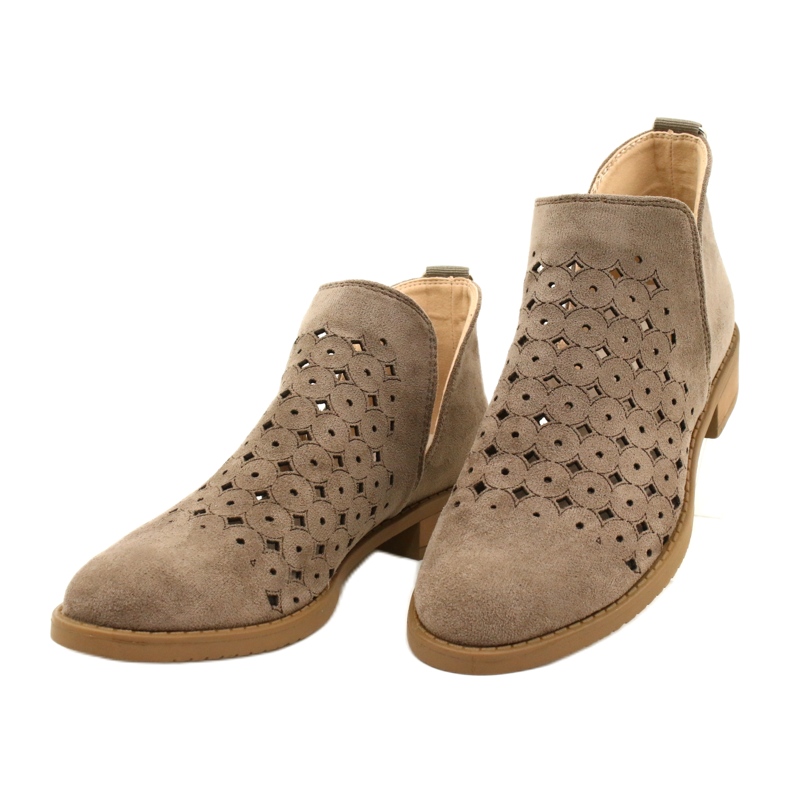 DASZYŃSKI Bottines En Daim Ajouré Avec Une Coupe Carine beige brun 3