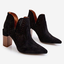 Bottes à talons hauts en daim ajouré à la mode Noir Genevi le noir 1